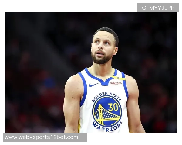 弗莱:围绕库里建队更能提升球队夺冠机会超越字母哥的选择 弗莱:围绕库里建队更能提升球队夺冠机会超越字母哥的选择